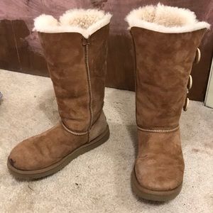 TALL BROWN UGGS